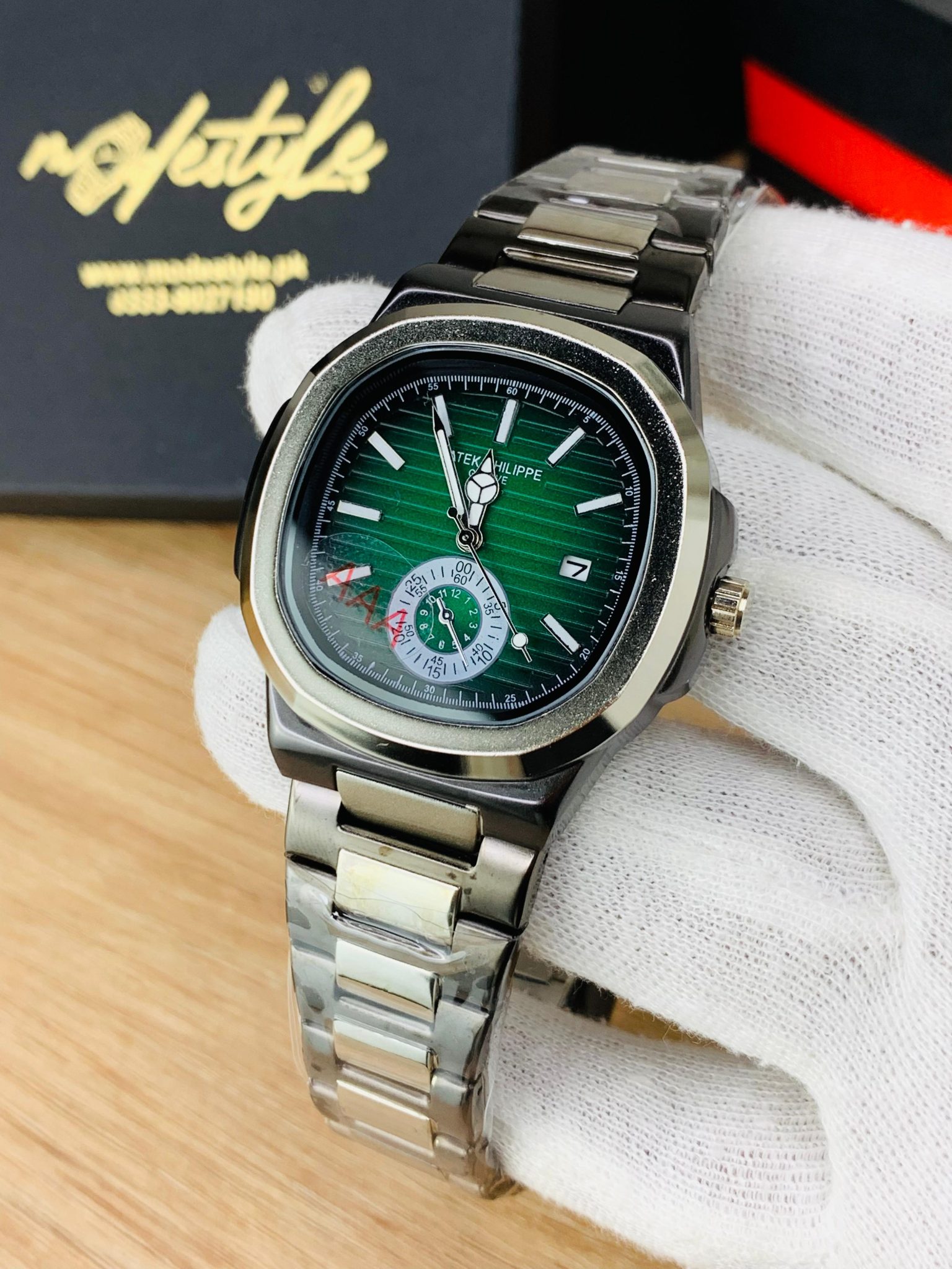 Silver green